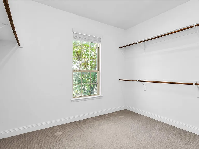 6333 Hall Rd #1 — Photo 11