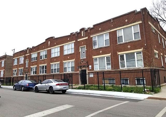 2nd image of 6758 S Peoria St