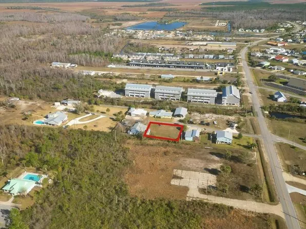 1218 Sleepy Hollow Rd, Mexico Beach, FL 32456