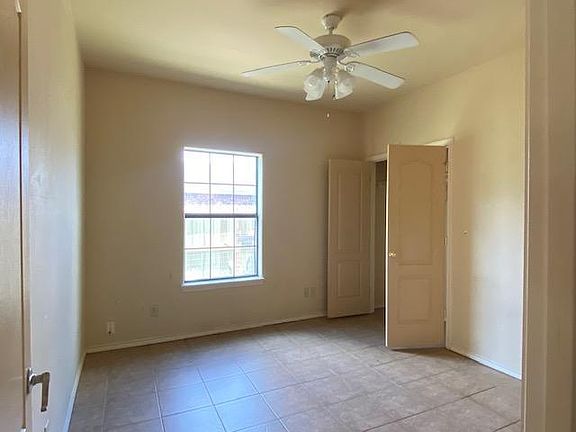 3rd image of 21720 Armadillo Dr