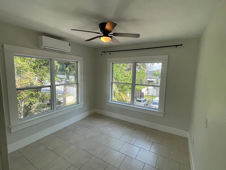 416 W Amelia Ave #3 — Photo 5