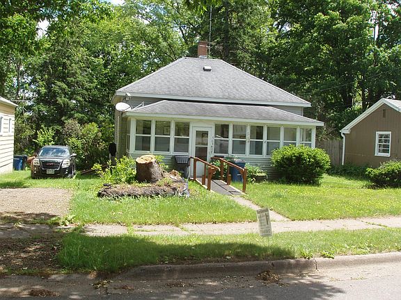 2nd image of 563 3rd Ave S
