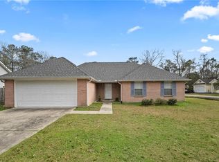 39032 Gum St, Pearl River, LA 70452
