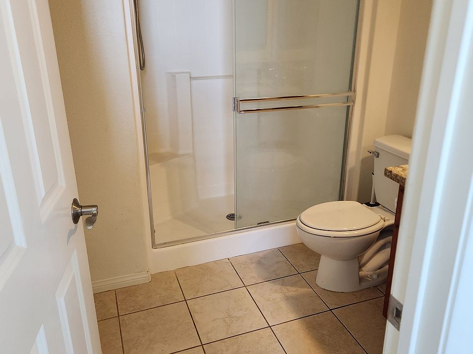 2nd image of 13238 Wooden Gate Way #3-M