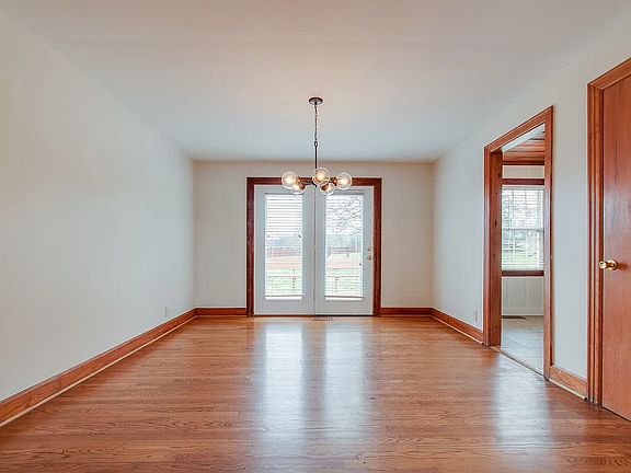 5th image of 8540 Central Pike