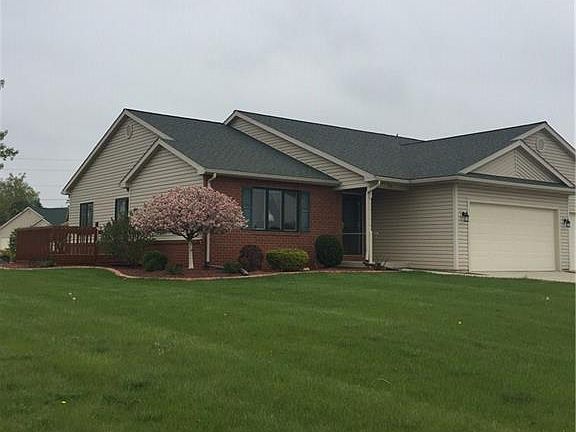 2nd image of 793 Deerwood Dr