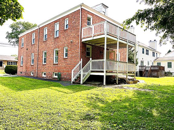 Pleasant Private Backyard Deck