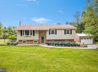 430 Lewisville Rd, Lincoln University, PA 19352