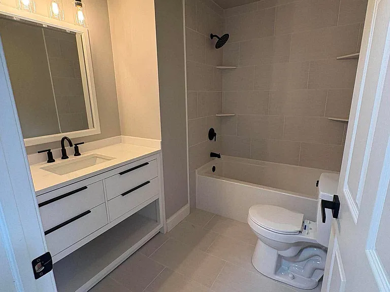 903 Horseshoe Dr — Photo 8