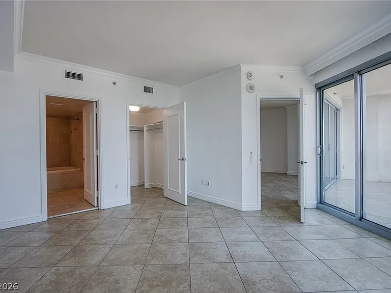 322 Karen Ave #1603 — Photo 14