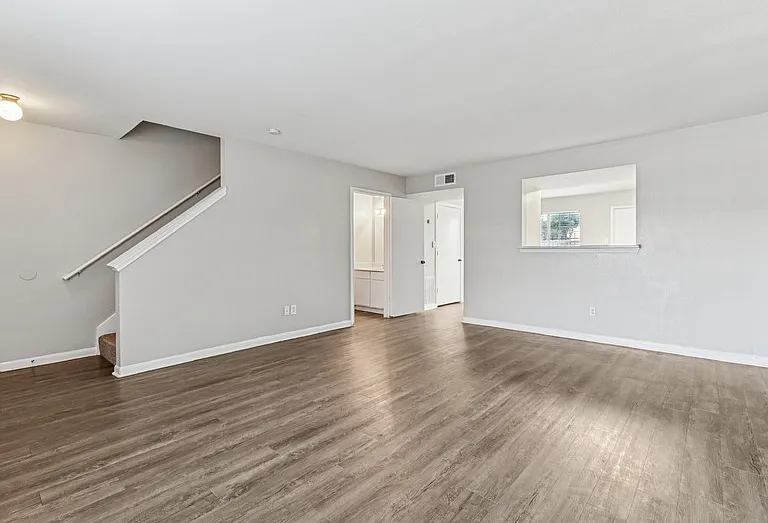 Parkland Pointe — Photo 5