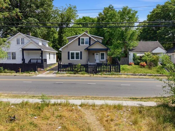 432 N Chestnut St, Henderson, NC 27536