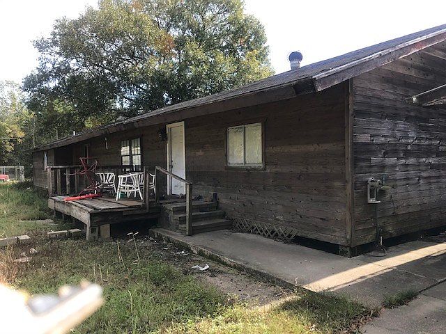 1st image of 2466 Claire Dr