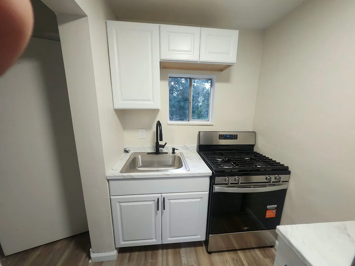Charming 4BR Home in Pittsburgh, Section 8 Considered!! — Photo 4