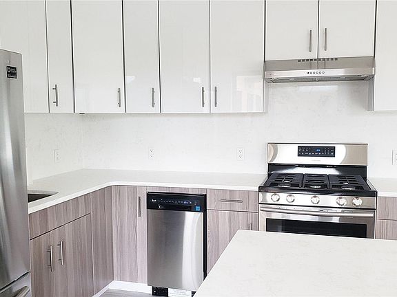 3rd image of 6298 Woodhaven Blvd Unit 5O
