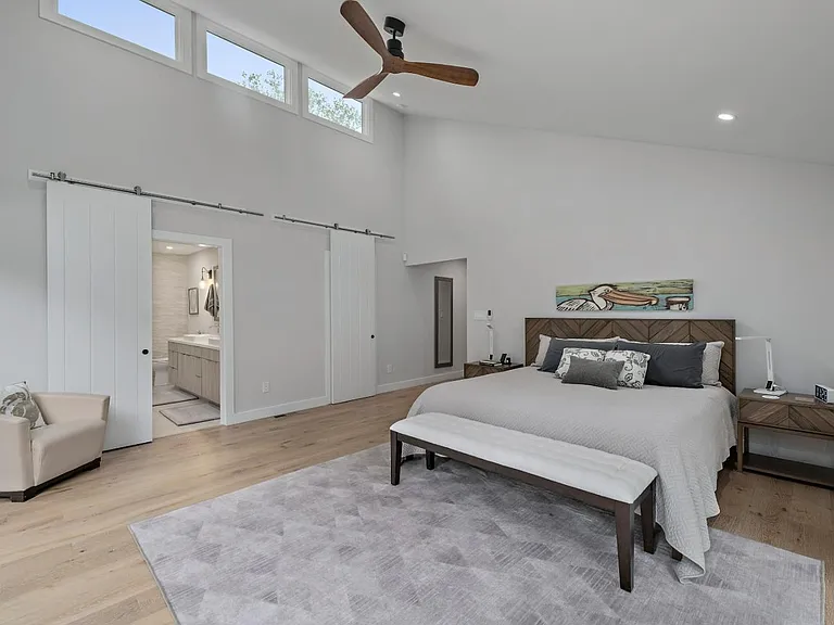 29 Eugenia Ln — Photo 22