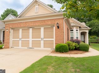 6372 Rockpoint Ln, Hoschton, GA 30548