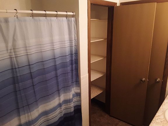 4th image of 1206 27th Ave S #206