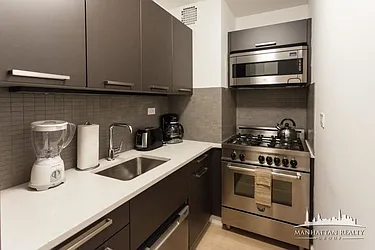 Rented by Manhattan Realty Group