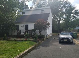 112 Clinton Pl, Tinton Falls, NJ 07724