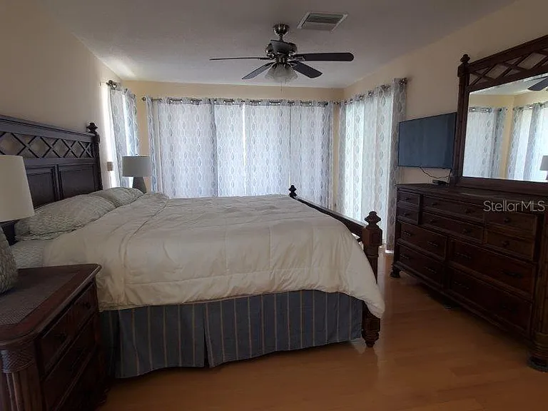 423 Matares Dr — Photo 14