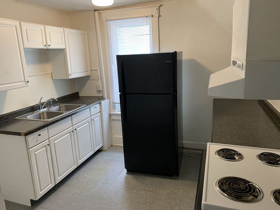 1st image of 702 E Green St #225