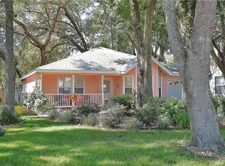 704 Harvard Ct, Eustis, FL 32726