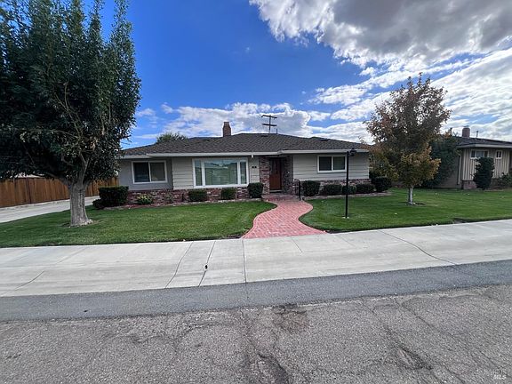 4th image of 446 Crescent Drive