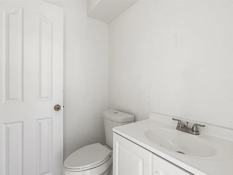 1010 N Bird Creek Dr #B — Photo 6