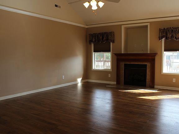 5th image of 3189 Twelve Oaks Blvd