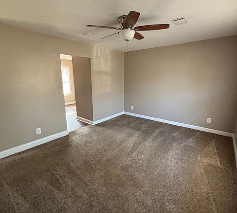 2nd image of 103 Oak Ridge Dr #A