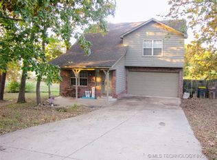 107 E 116th Pl, Jenks, OK 74037