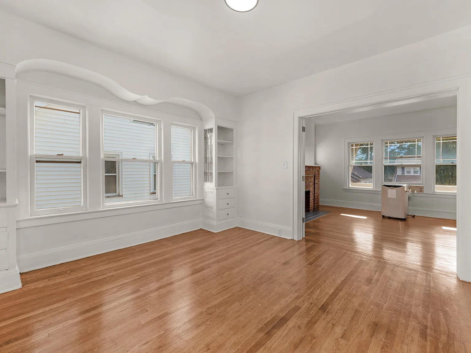 4 bed, 2000 sqft, $2,000 — Photo 4