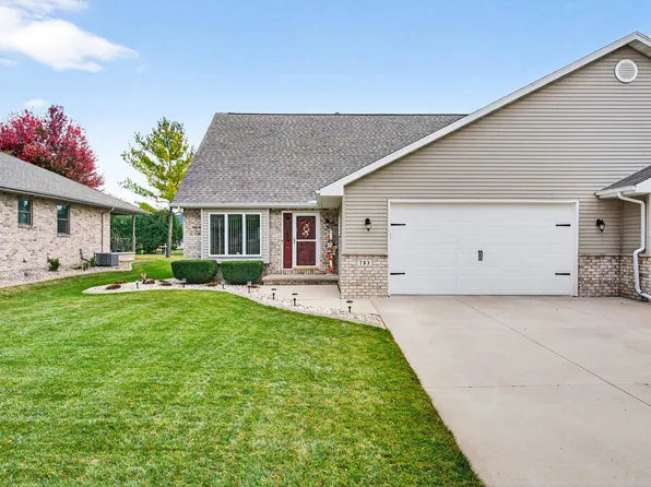 703 Highview Ln, Kimberly, WI 54136