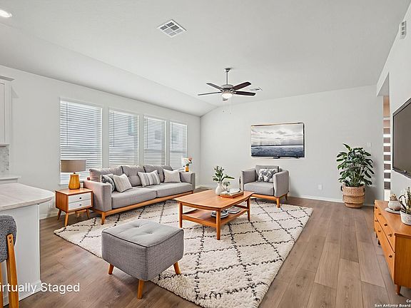 4th image of 11526 Cottage Point