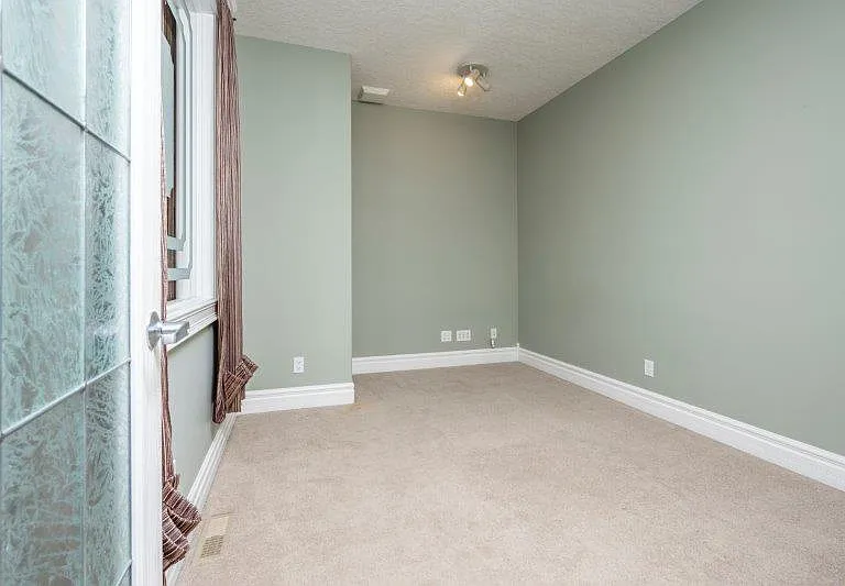 61 Simcrest Grv SW — Photo 35