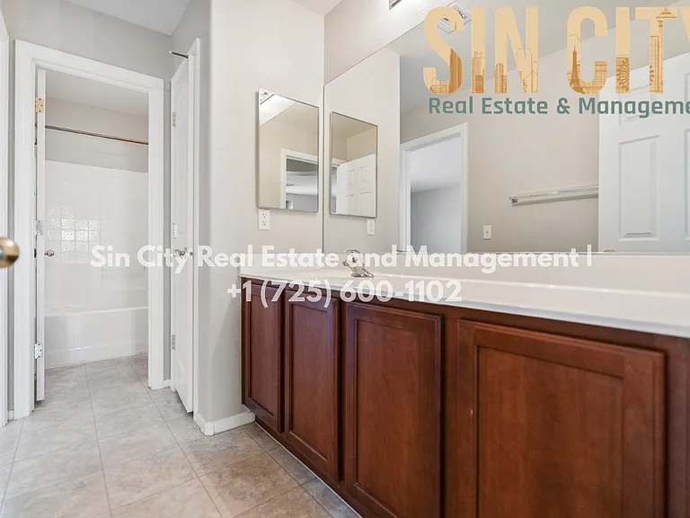 5708 Clarendon Ln — Photo 13