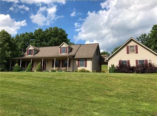 95 Hillcrest Dr, Ripley, WV 25271