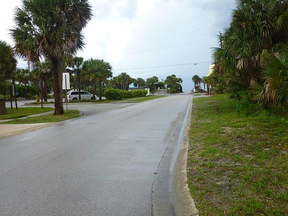 Short block to beach