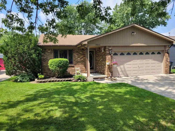 39651 Macomber St, Harrison Township, MI 48045