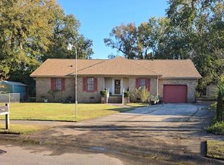 902 Knee Pines Ct, Ladson, SC 29456