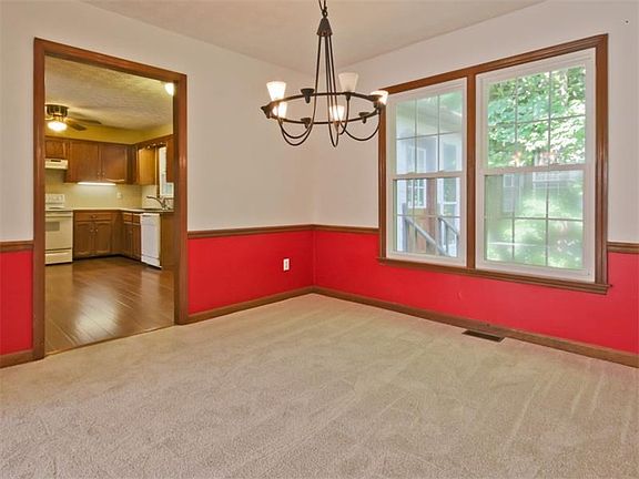 5th image of 3301 Harrow Ct SW