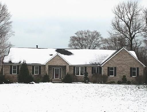 Lake views and secluded 