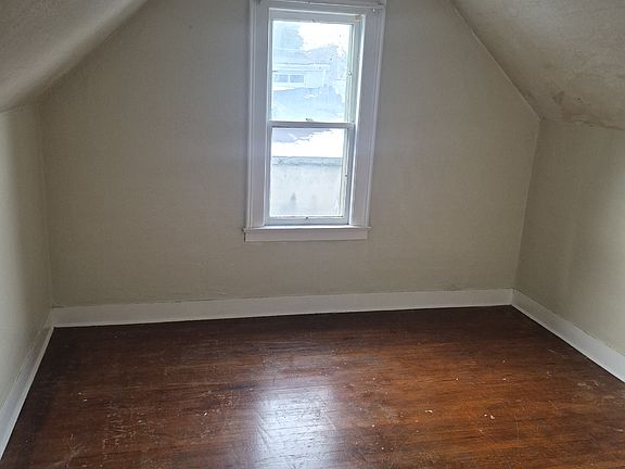 3rd image of 50 Charles St #2