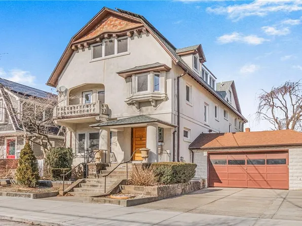 409 W 261st Street, Bronx, NY 10471