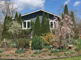 606 Van Buren Ave, New Chicago, IN