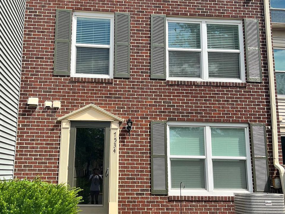 2nd image of 7534 Emerald Dr