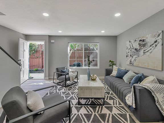5th image of 4067 Sequoia St #102