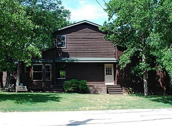 2nd image of 219 Scenic Dr