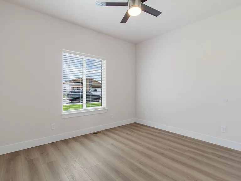 962 Quartz Rd — Photo 25